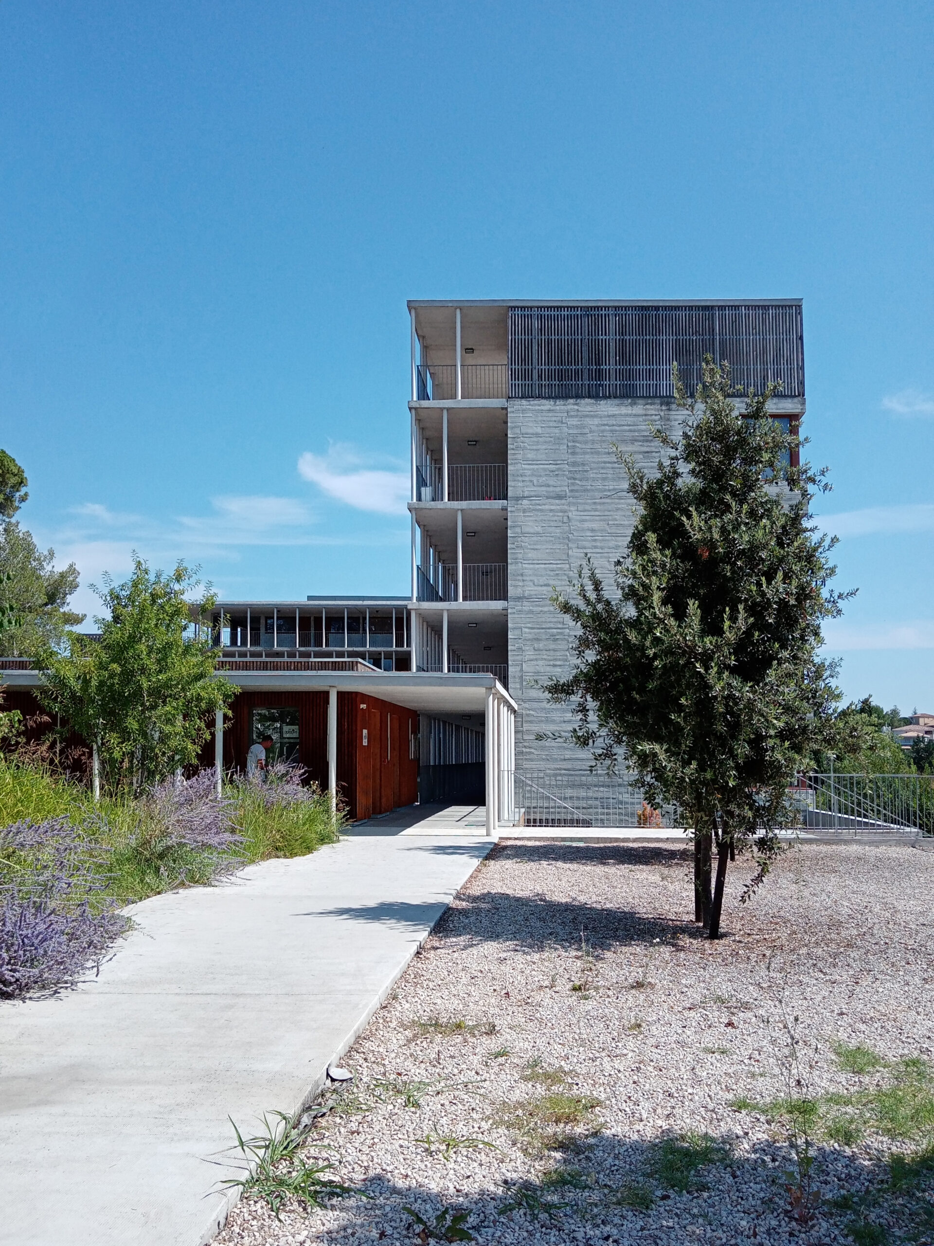Logements Résidence du Mas Prunet, Montpellier (34) - Design et architecture par l'atelier Hamerman Rouby architectes